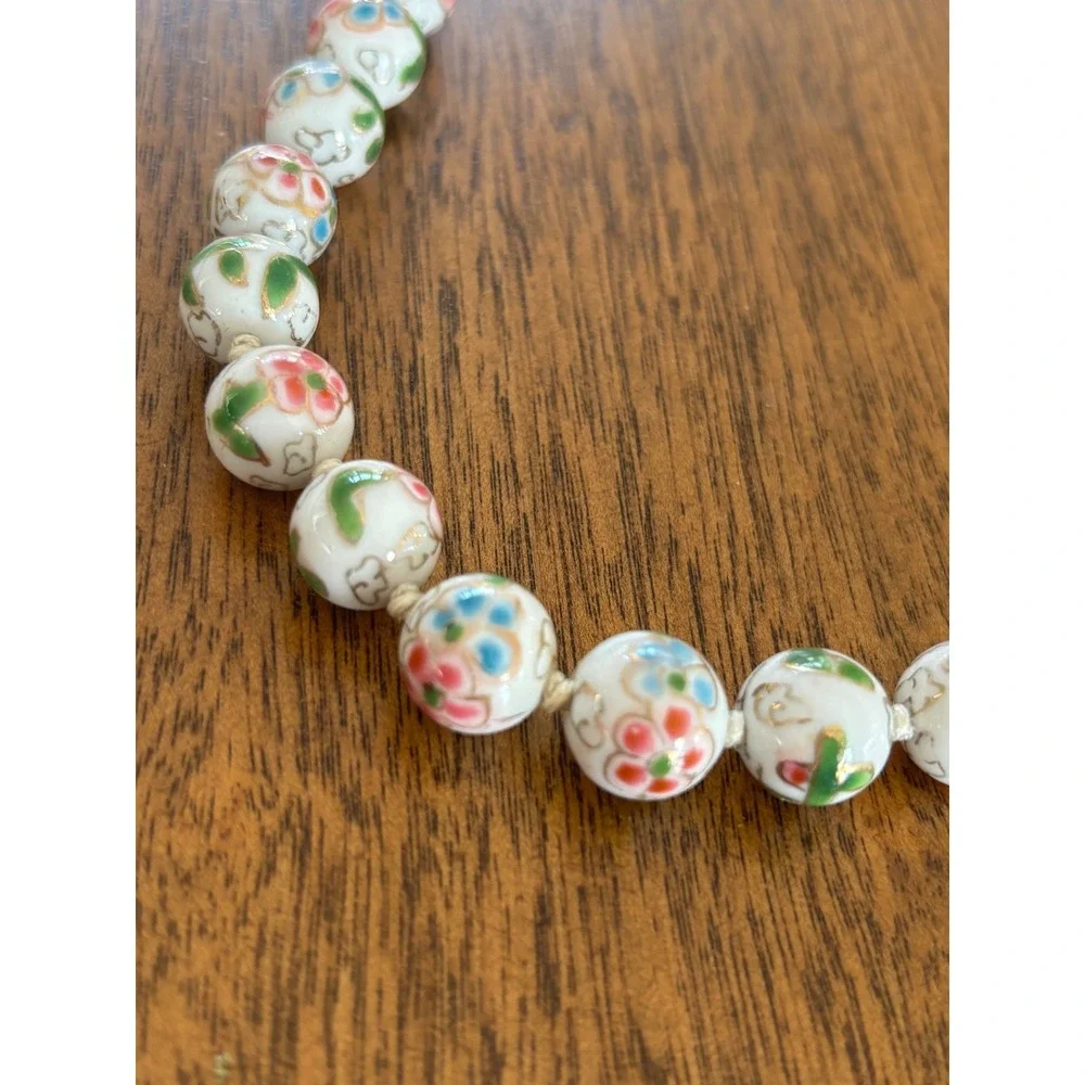 Vintage Hand Painted Porcelain Floral Bead Knotted Necklace Gold Tone Clasp - Picture 3 of 4